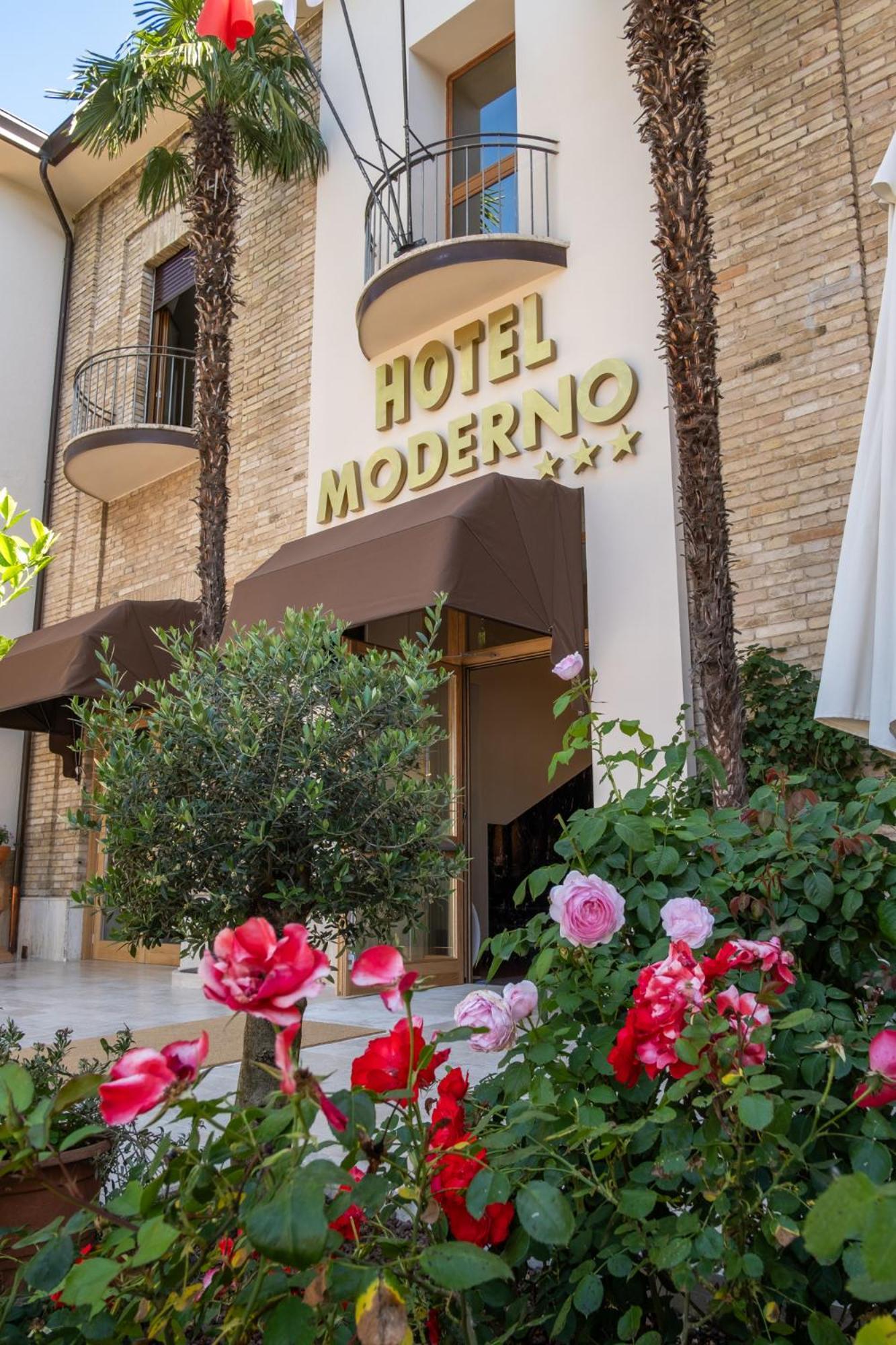 Hotel Moderno Assisi Ngoại thất bức ảnh