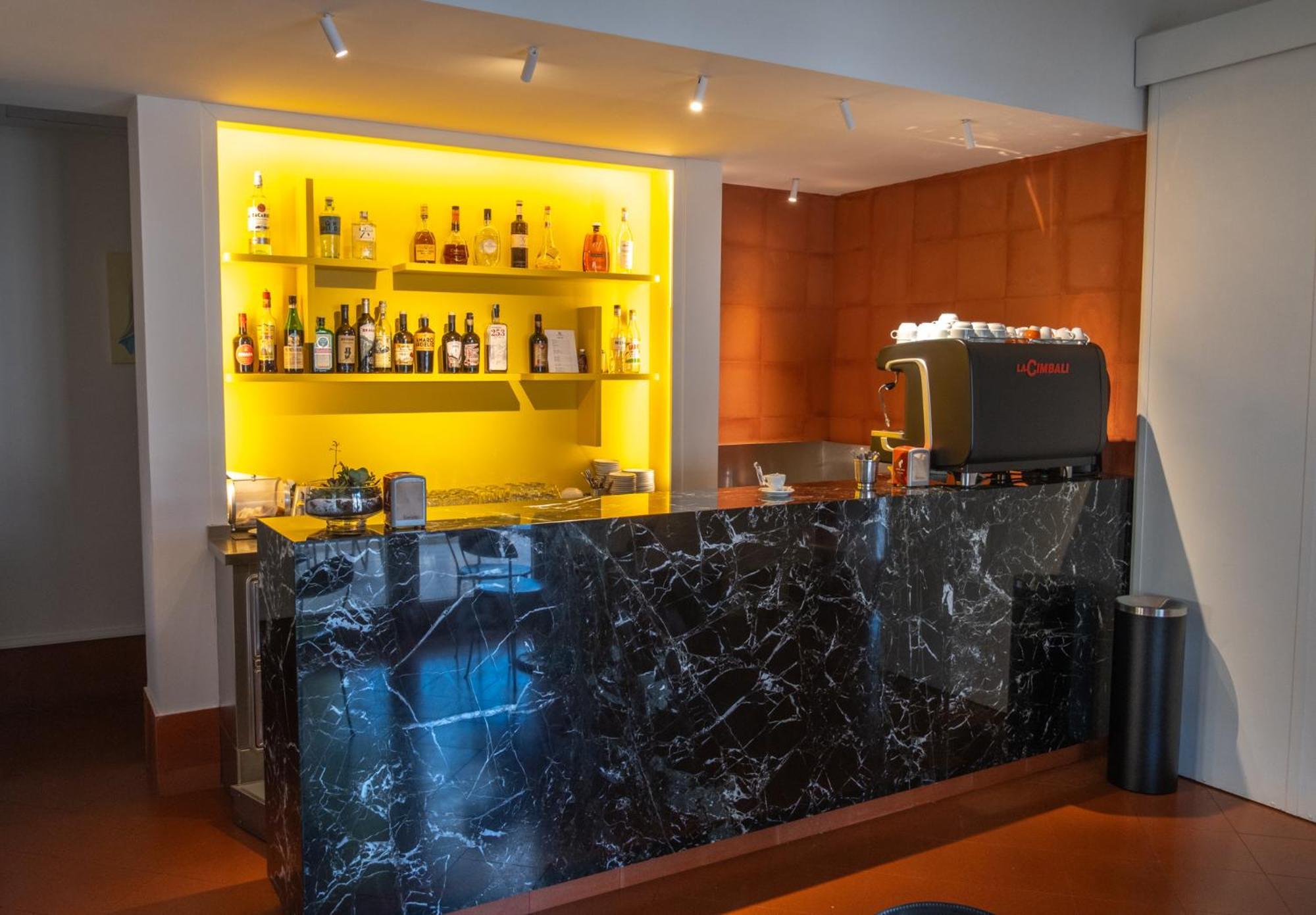 Hotel Moderno Assisi Ngoại thất bức ảnh