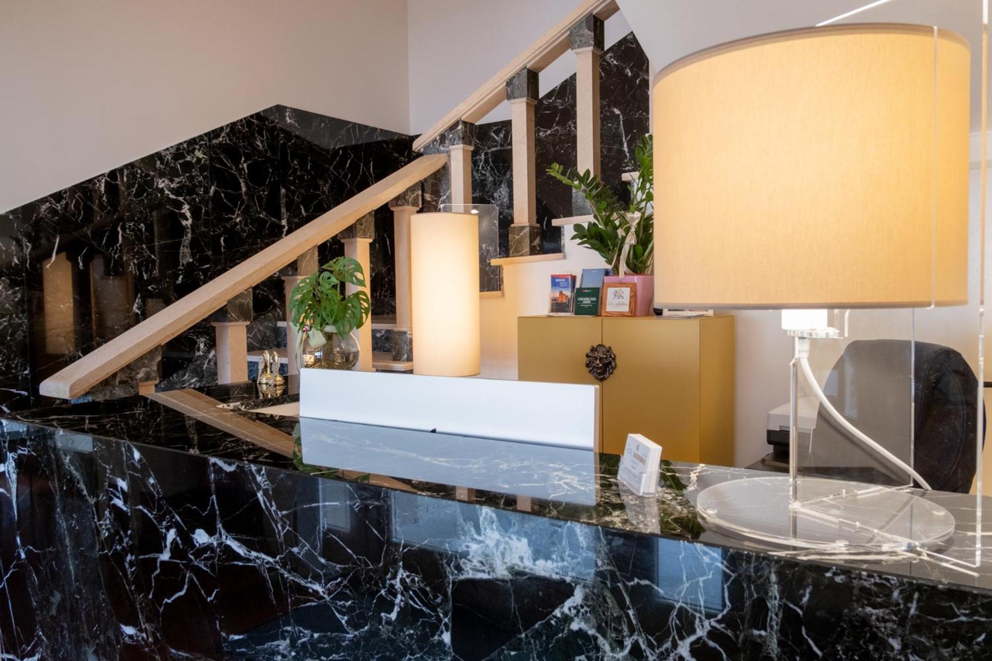 Hotel Moderno Assisi Ngoại thất bức ảnh