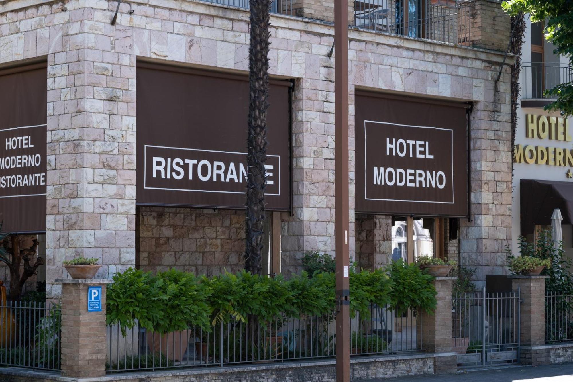 Hotel Moderno Assisi Ngoại thất bức ảnh