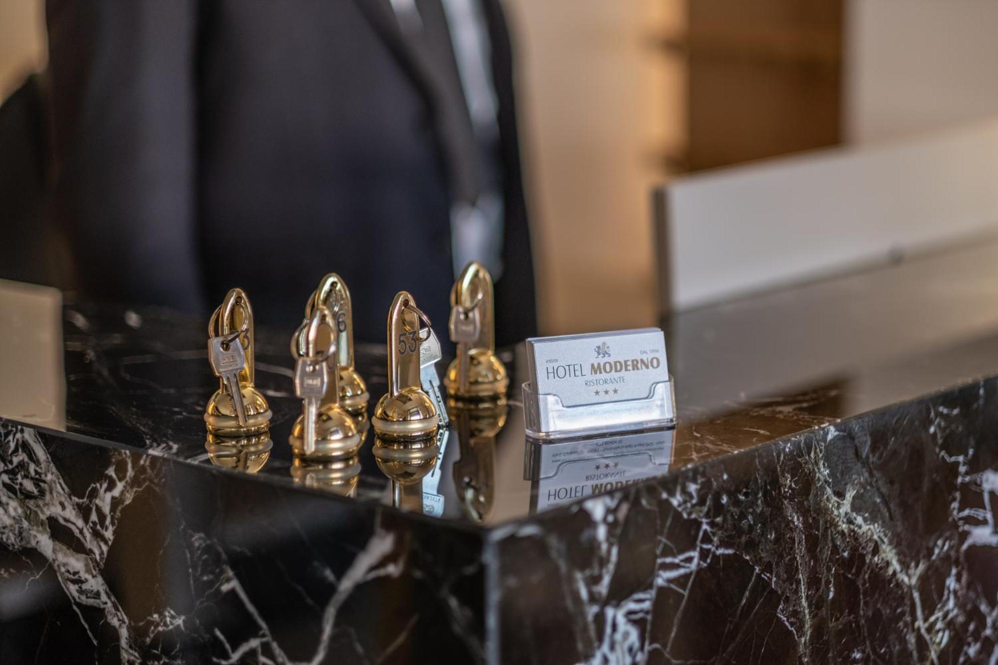 Hotel Moderno Assisi Ngoại thất bức ảnh