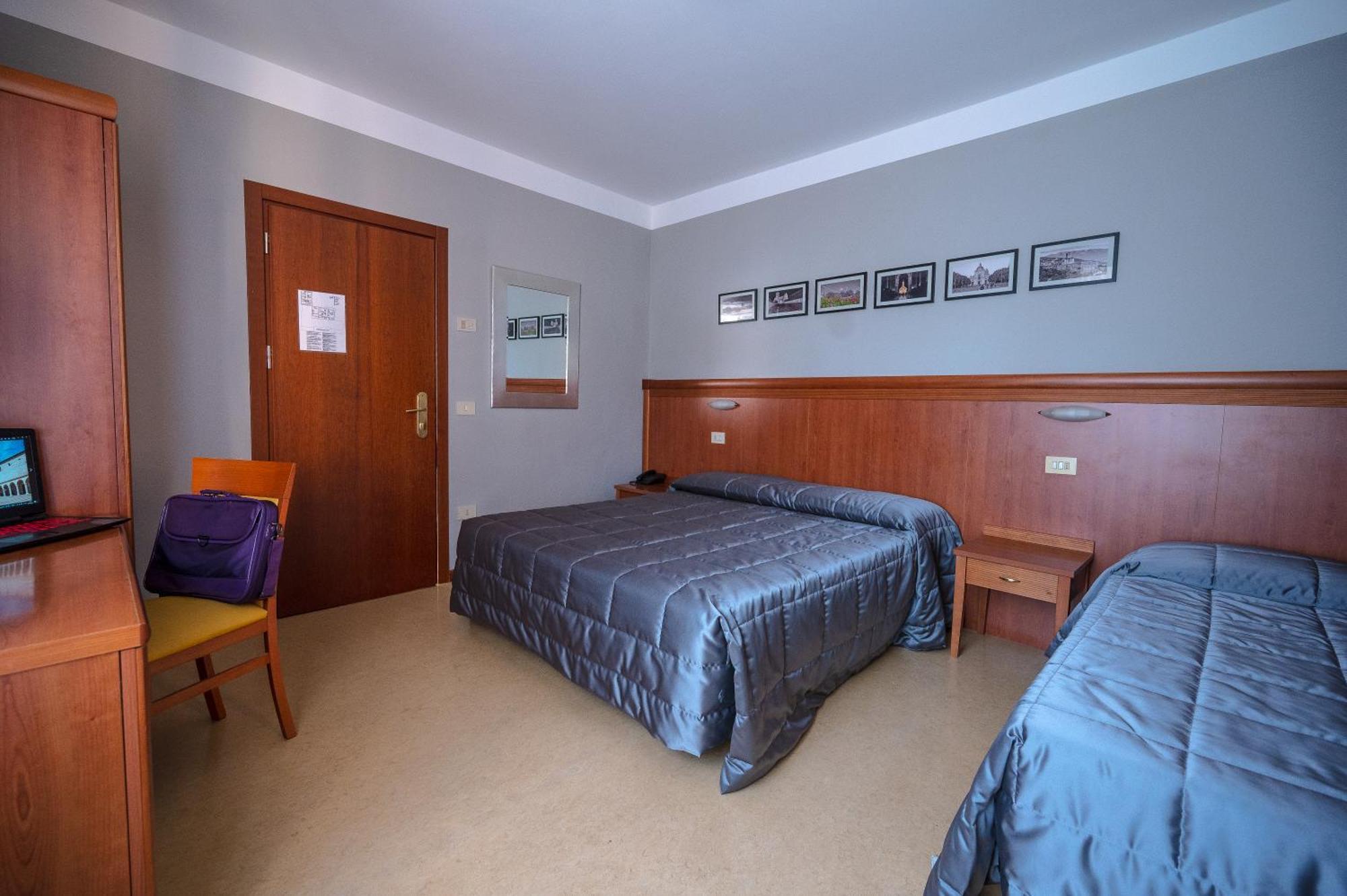 Hotel Moderno Assisi Ngoại thất bức ảnh
