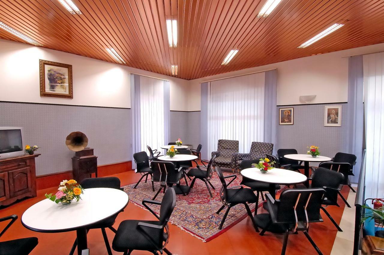 Hotel Moderno Assisi Ngoại thất bức ảnh