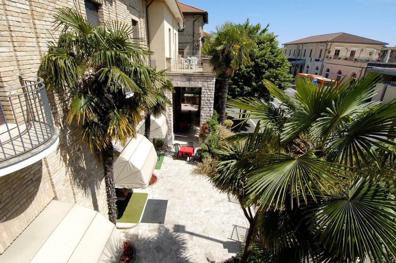 Hotel Moderno Assisi Ngoại thất bức ảnh